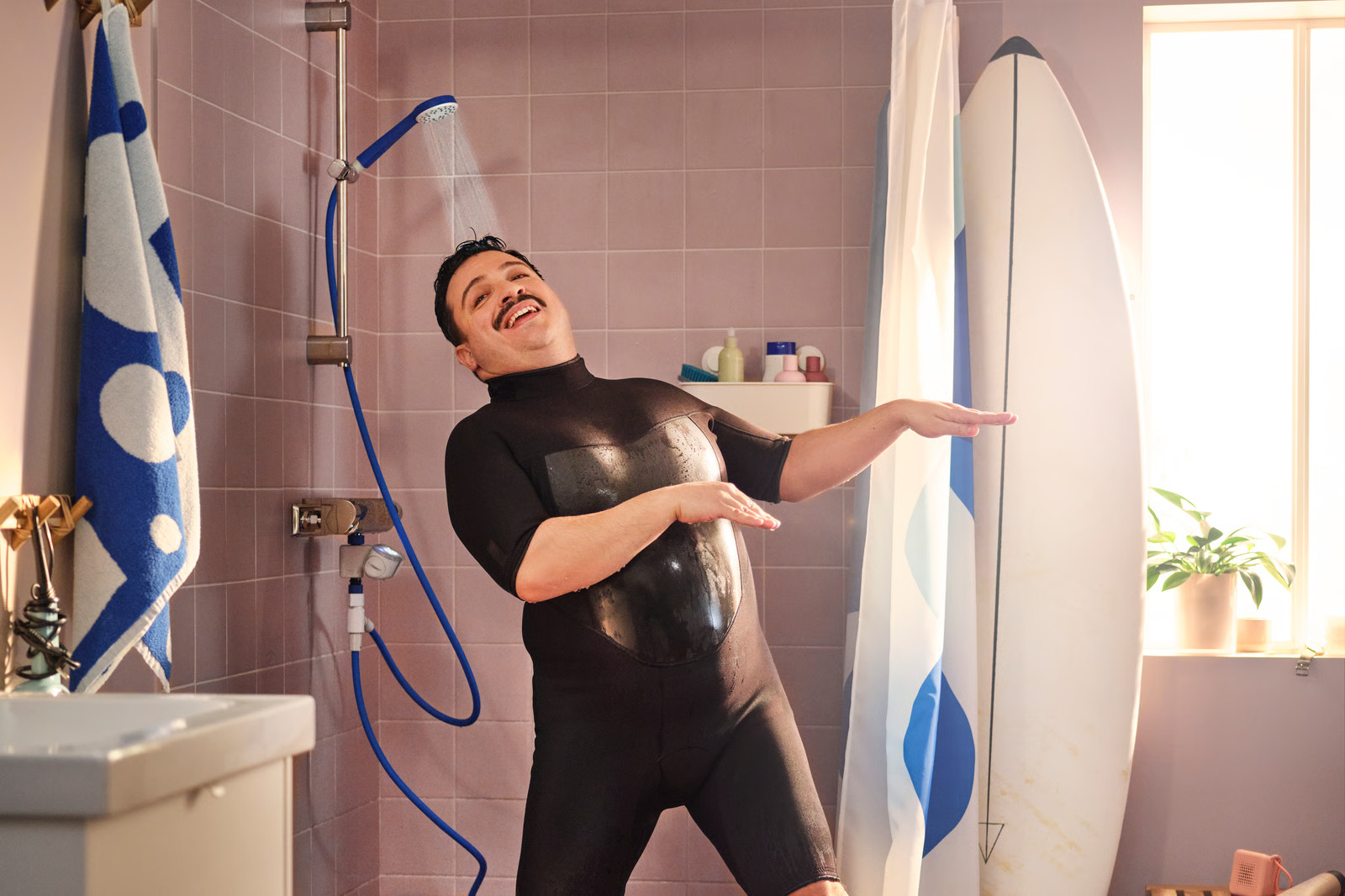 La nouvelle collection IKEA BERGVATTNET est conçue pour économiser l'eau