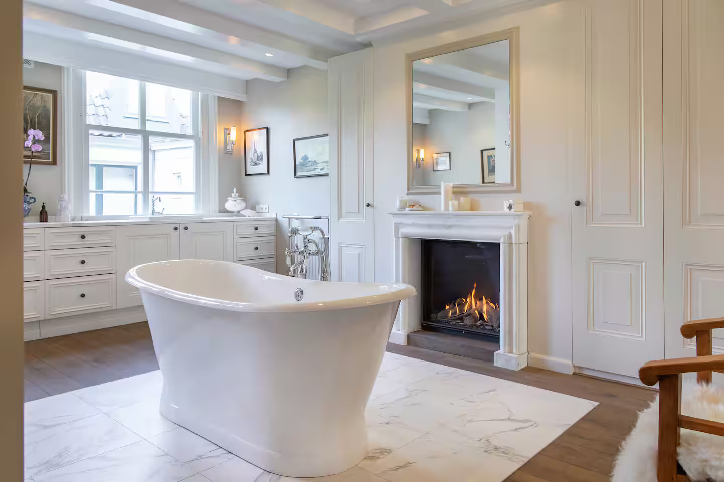 salle de bain marbre baignoire îlot avec cheminée salle de bain marbre baignoire îlot avec cheminée