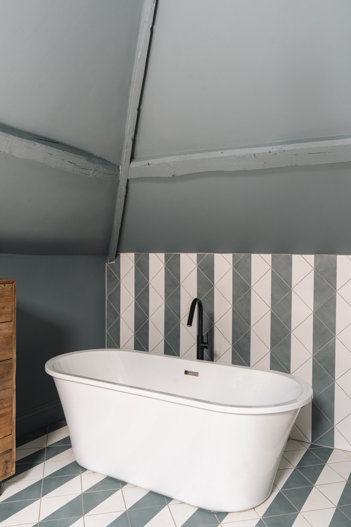 salle de bain mansardée