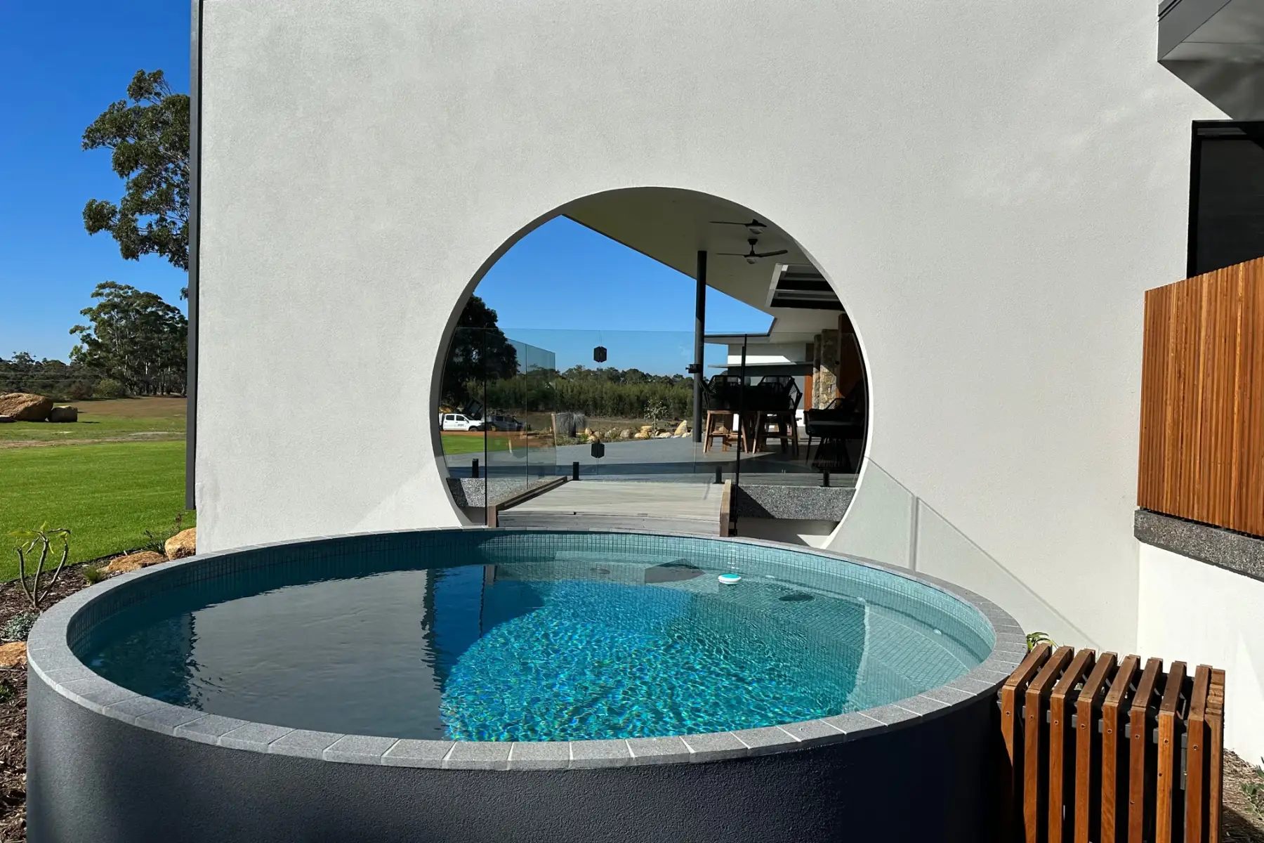 piscine Plunge Pool ronde en béton piscine Plunge Pool ronde en béton