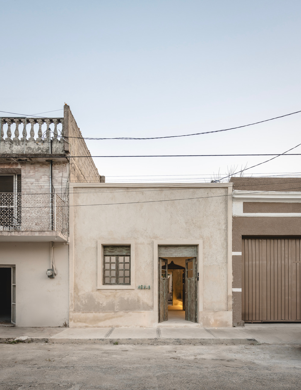 façade maison de ville avec piscine Vistalcielo Merida Mexique