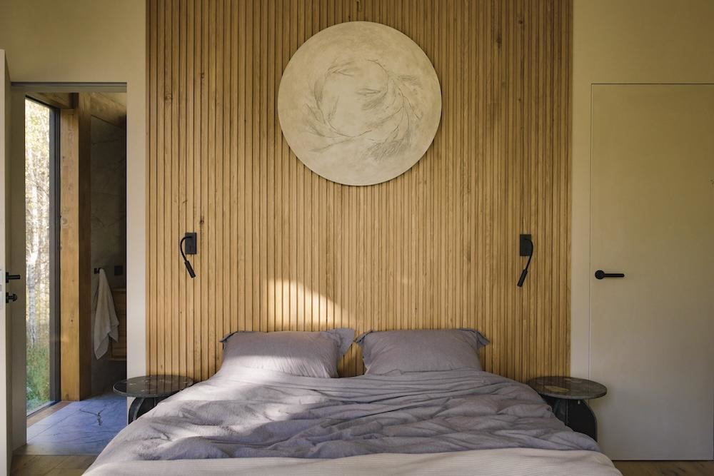 chambre tête de lit tasseaux bois