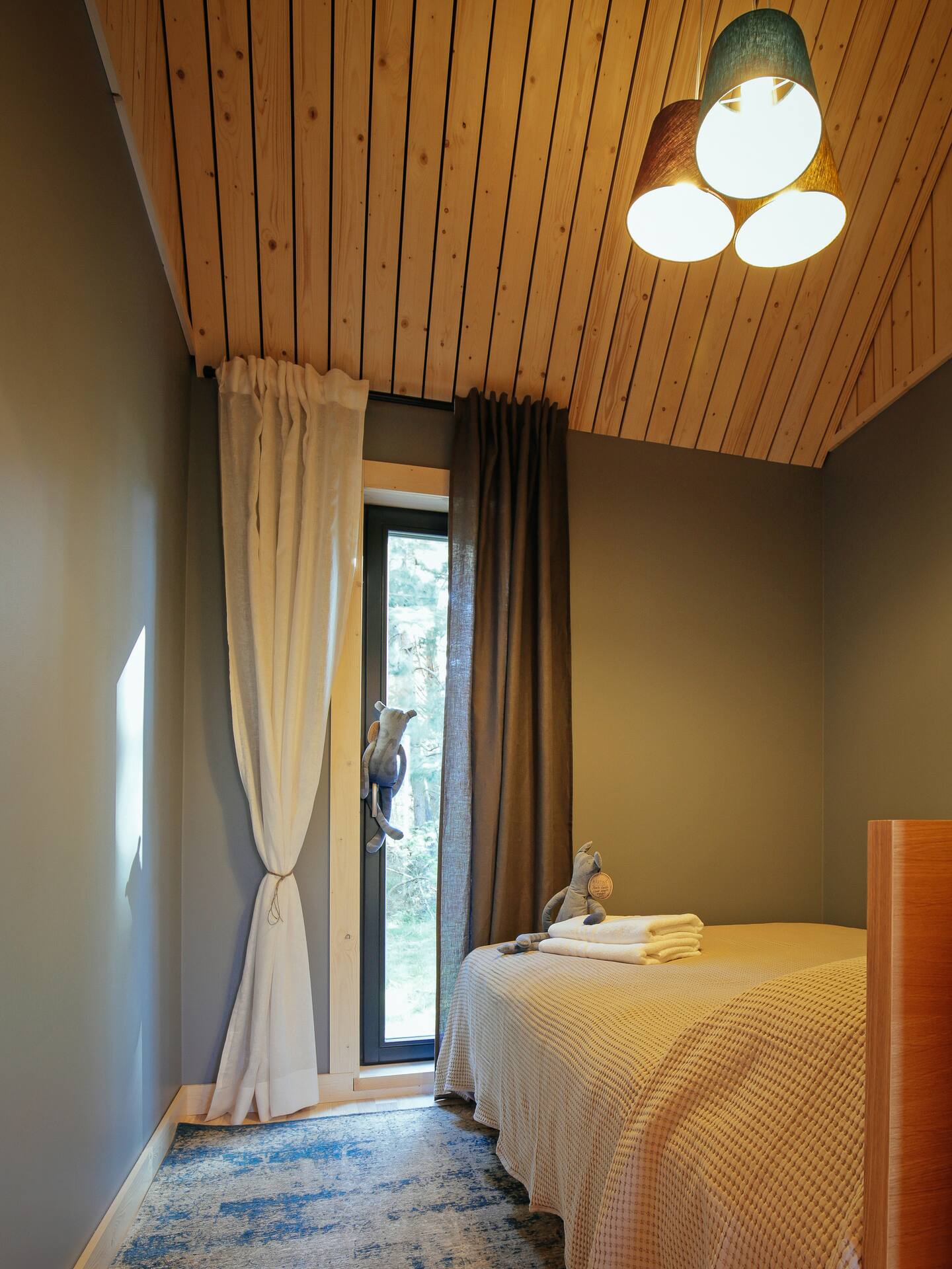 chambre plafond bois