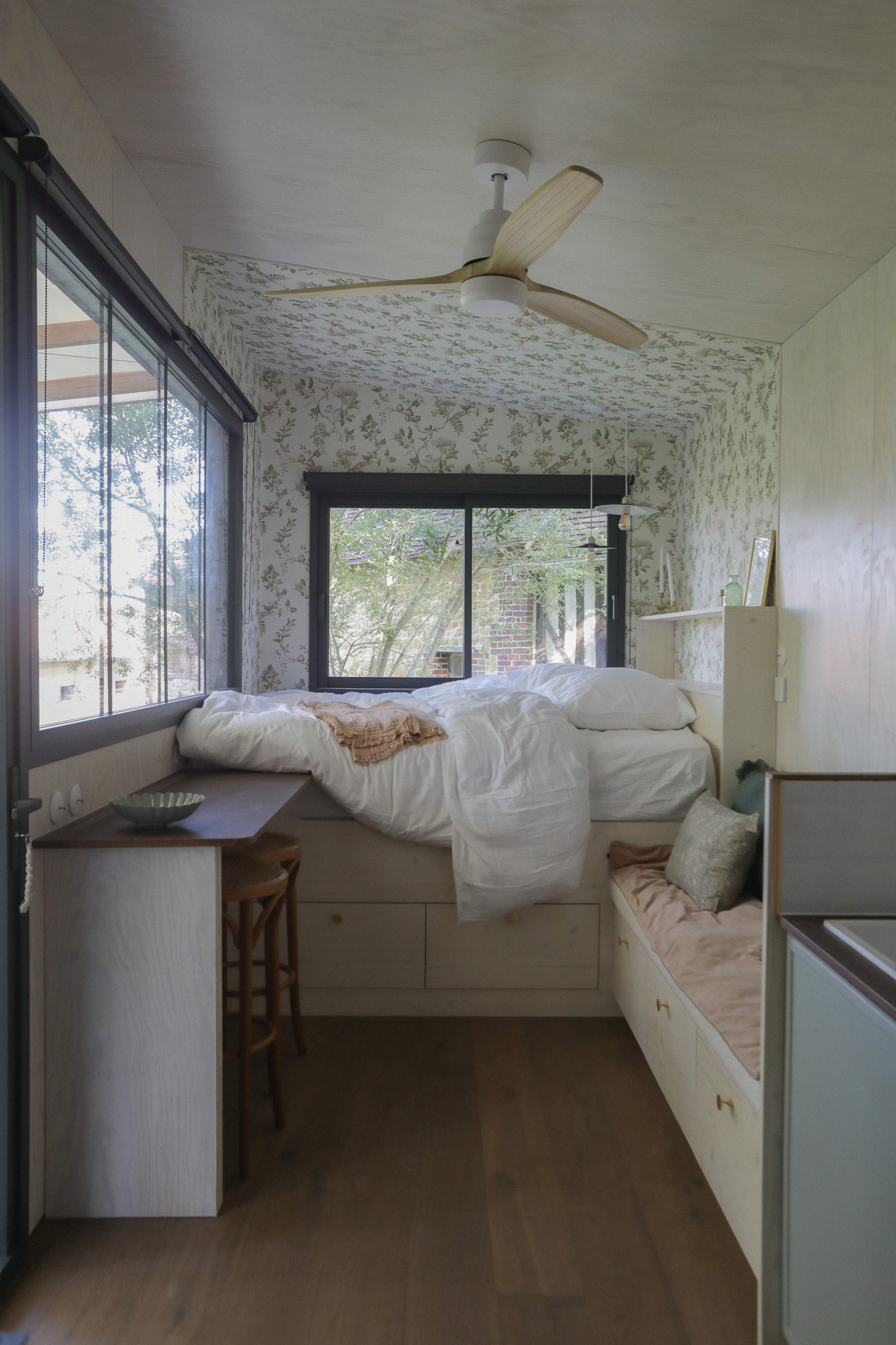 intérieur mini maison mobile avec pergola intérieur mini maison mobile avec pergola