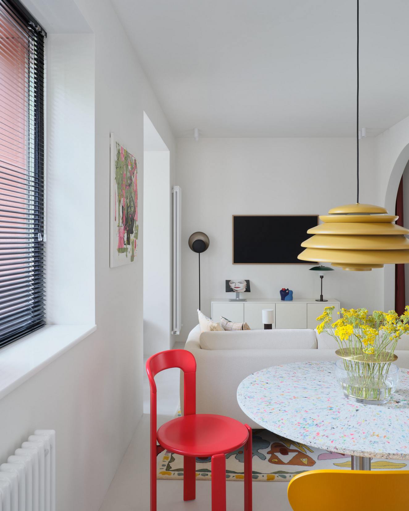 salon et salle à manger décoration design et colorée studio 36m2
