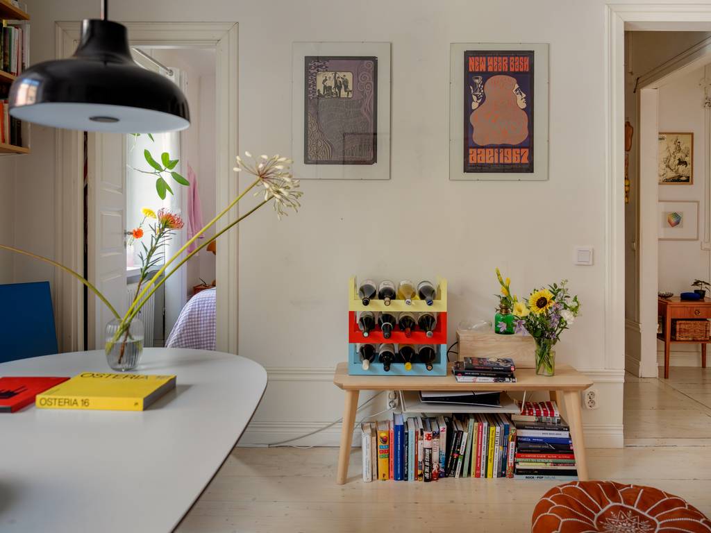 salon deux-pièces 42m2 décoration colorée et vintage
