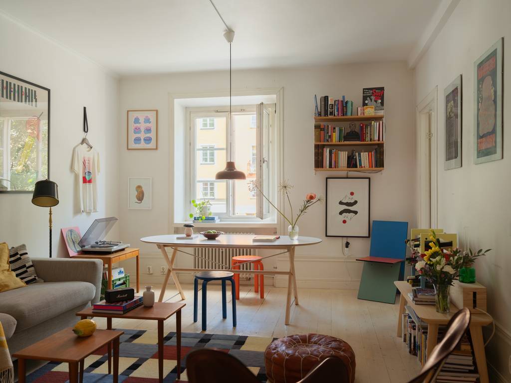 salon deux-pièces 42m2 décoration colorée et vintage