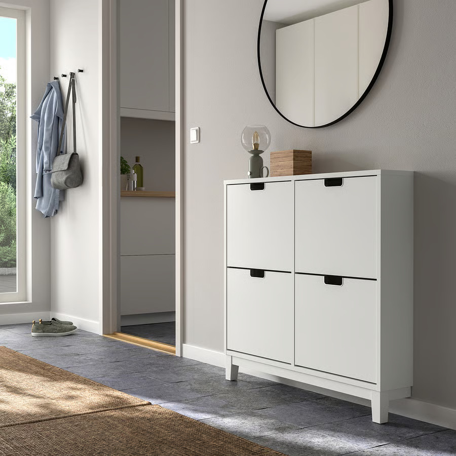entrée mur gris avec miroir et meuble à chaussure entrée mur gris avec miroir et meuble à chaussure