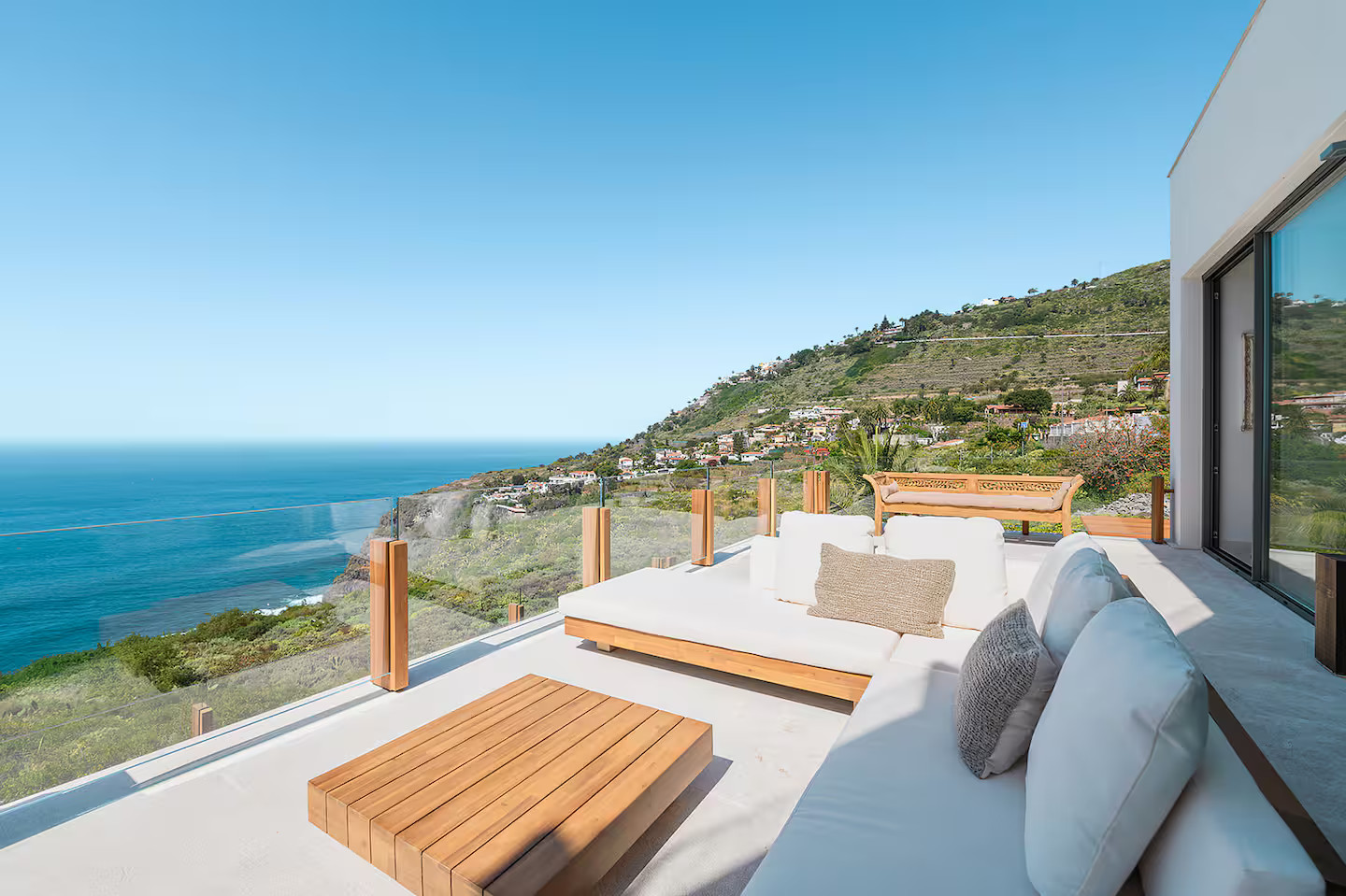 terrasse maison contemporaine avec piscine et vue mer Tenerife terrasse maison contemporaine avec piscine et vue mer Tenerife