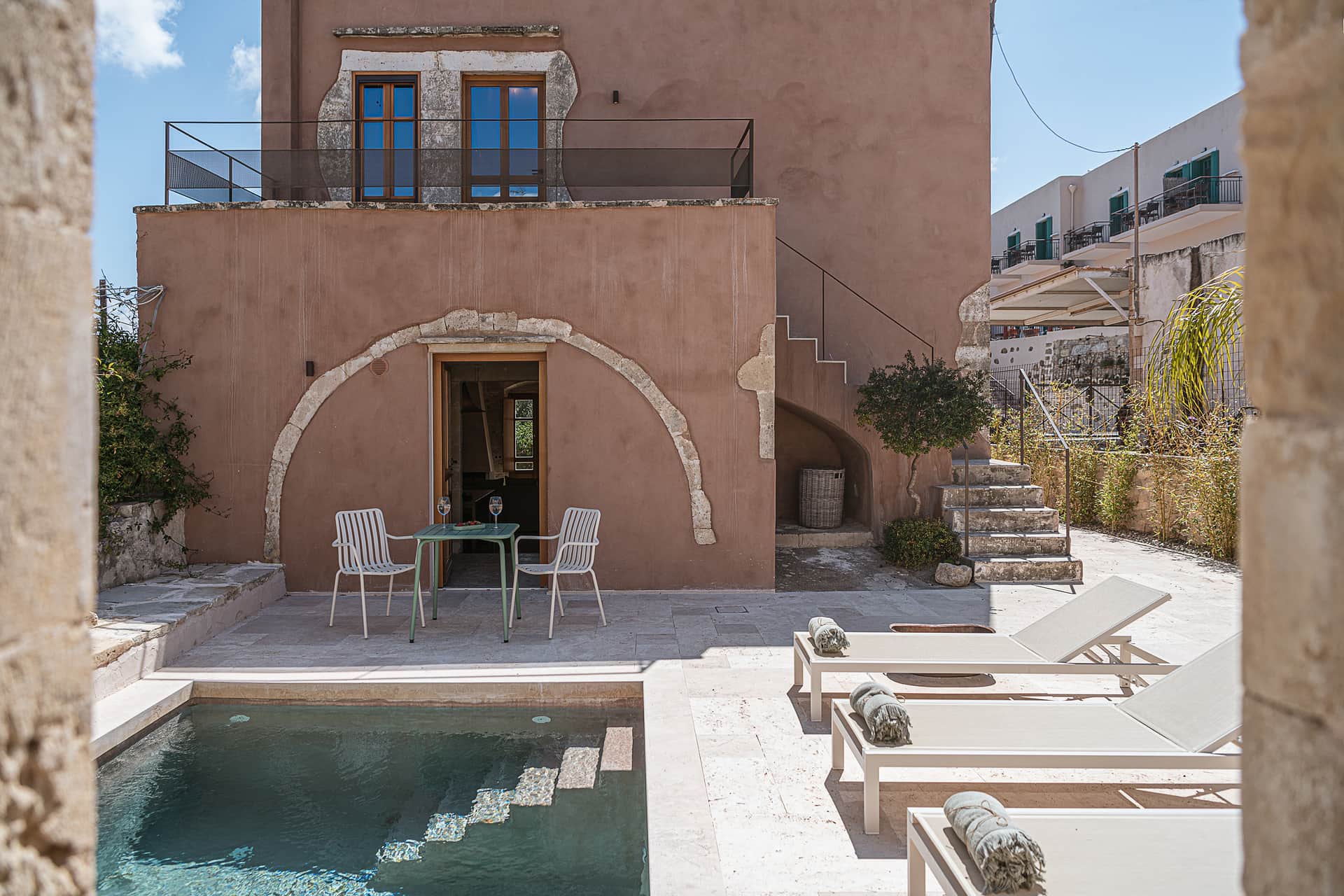 maison en pierres avec piscine en Crète Corte Interna maison en pierres avec piscine en Crète Corte Interna