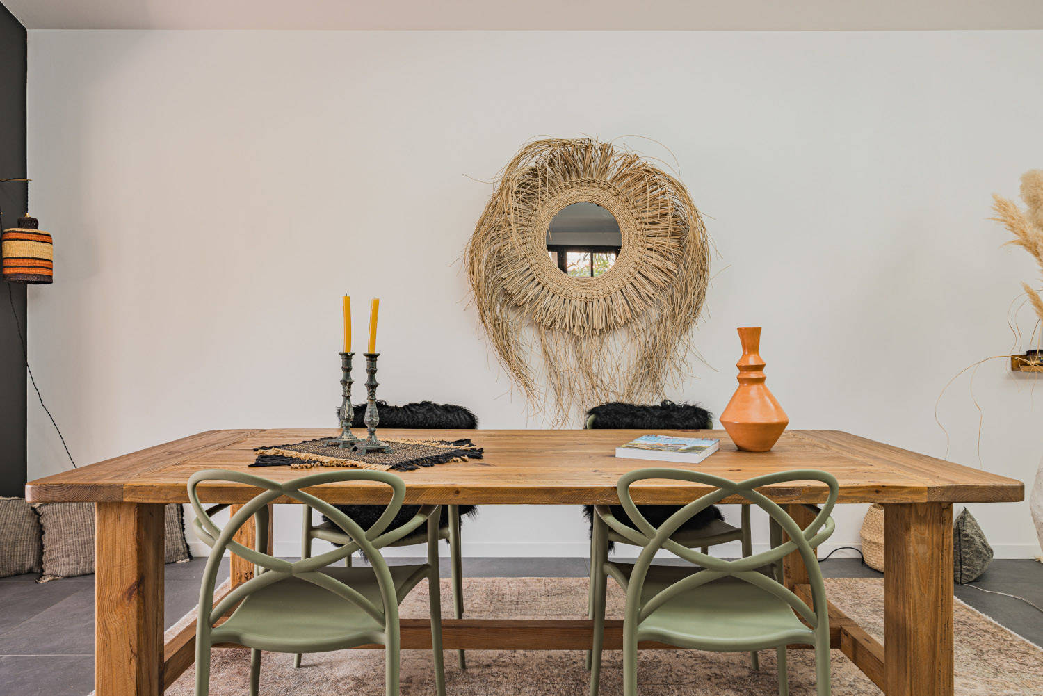 salle à manger maison en bois décoration chic et naturelle Photo : © Jean Philippe Bellon