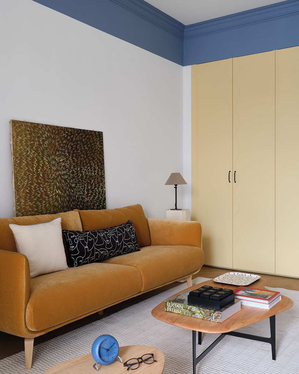 bureau avec canapé velours jaune bureau avec canapé velours jaune