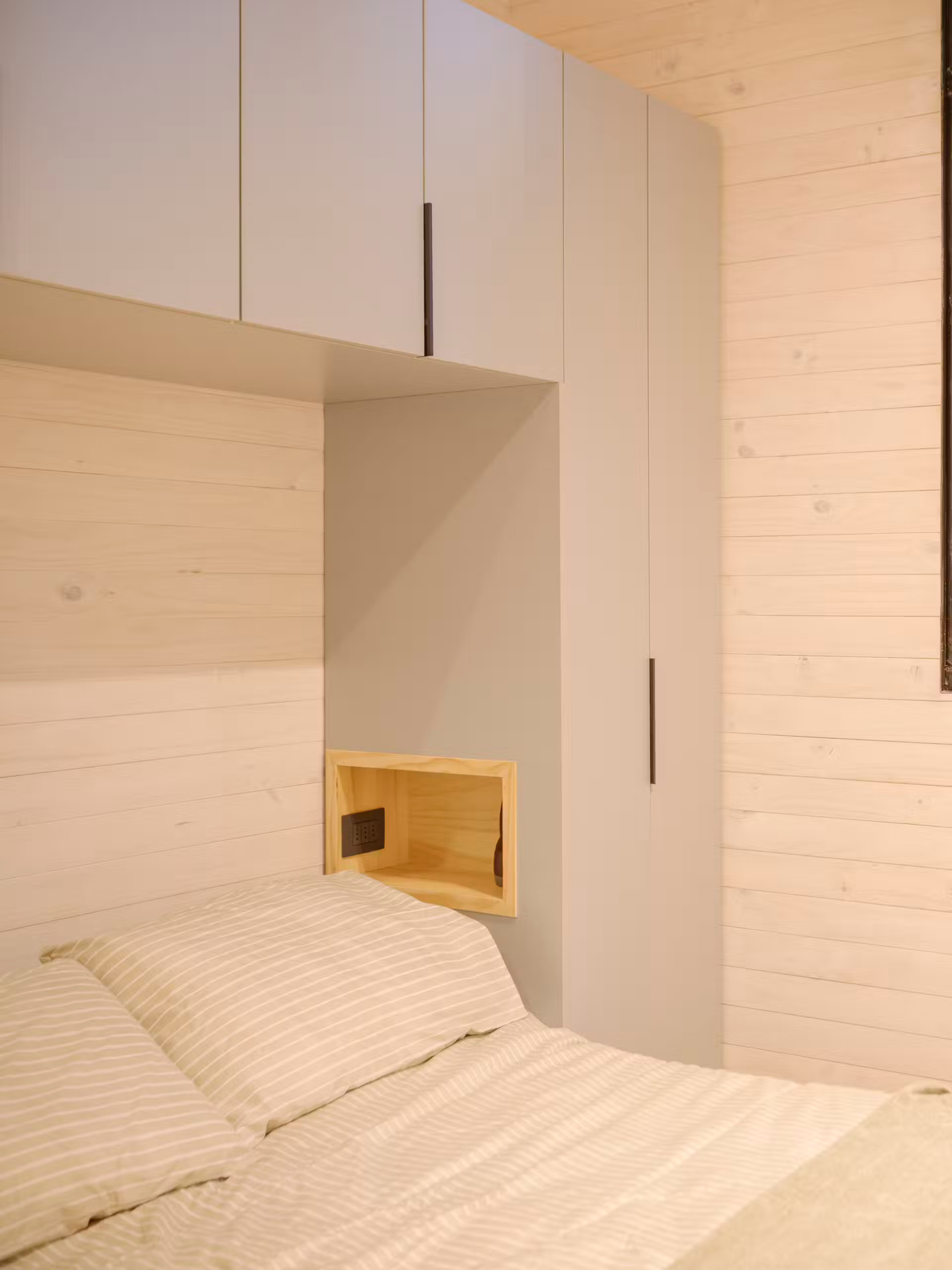 chambre maison en bois avec meuble pont chambre maison en bois avec meuble pont