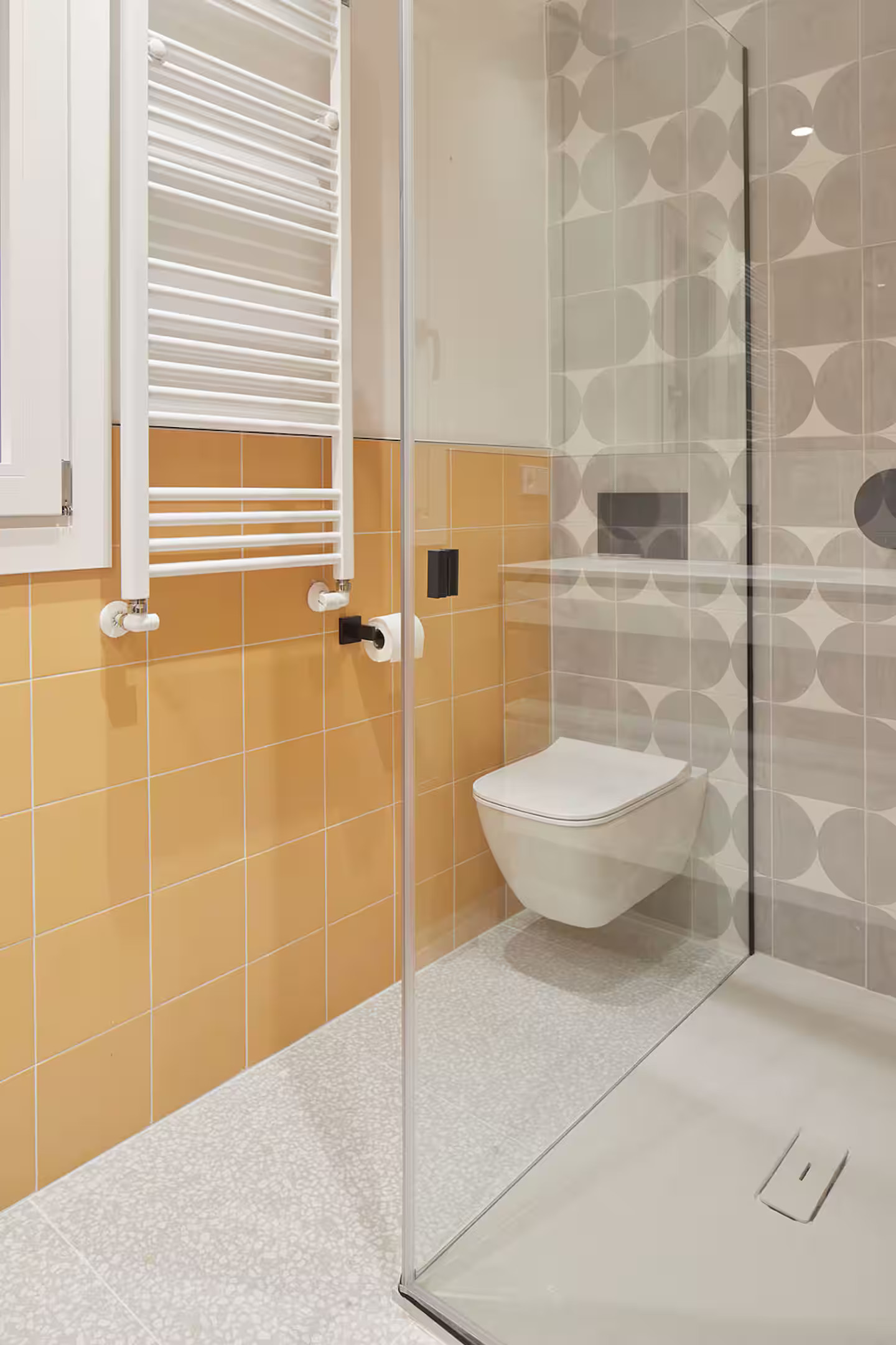 salle de bain moderne jaune et grise salle de bain moderne jaune et grise