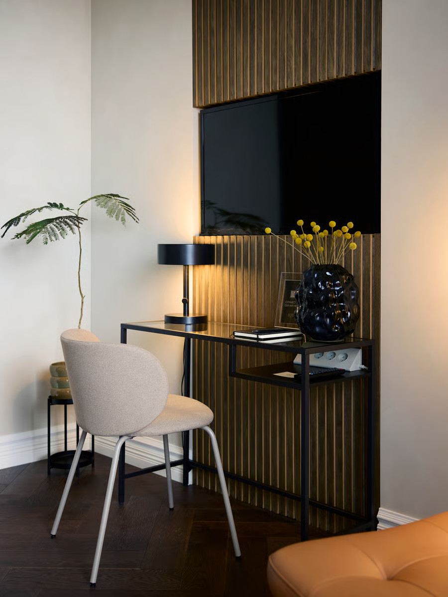 petit bureau informatique IKEA aménagement logement étudiant petit bureau informatique IKEA aménagement logement étudiant