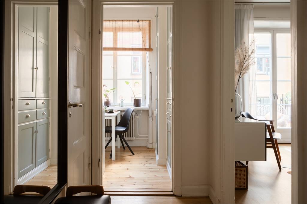 entrée studio 30m2 avec cuisine séparée entrée studio 30m2 avec cuisine séparée