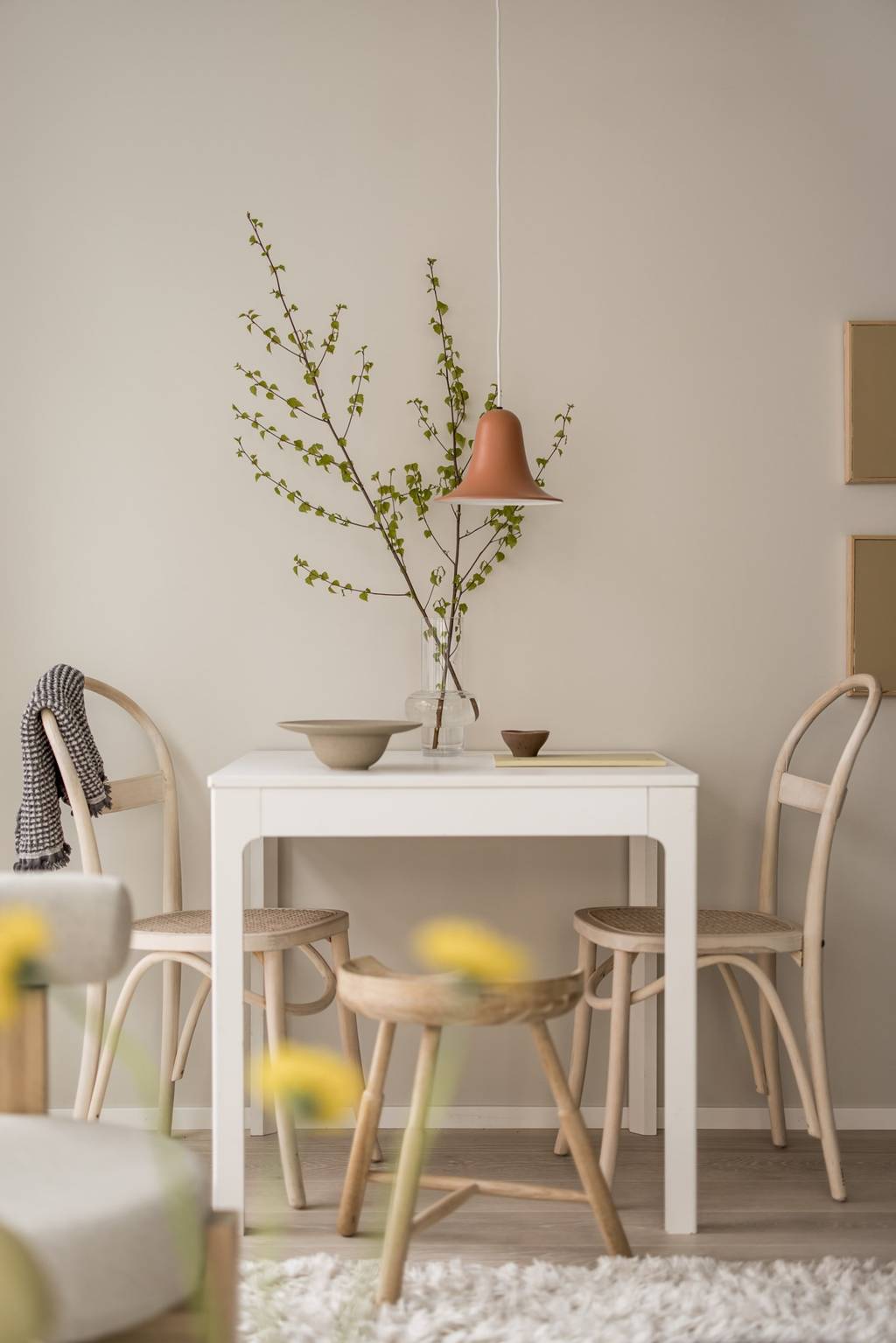 salle à manger deux-pièces 34m2 décoration beige