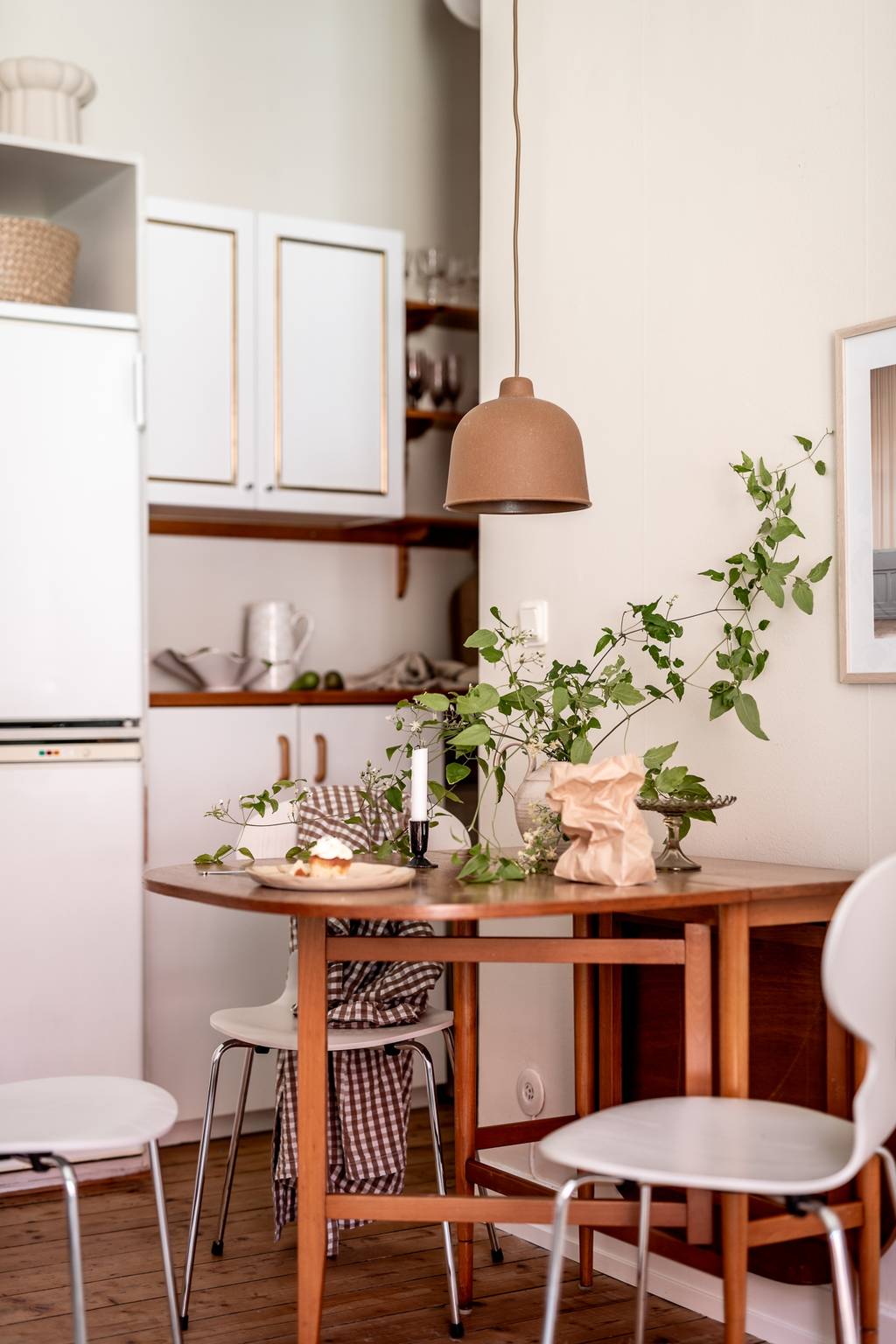 salle à manger studio 23m2 décoration bohème et scandinave salle à manger studio 23m2 décoration bohème et scandinave