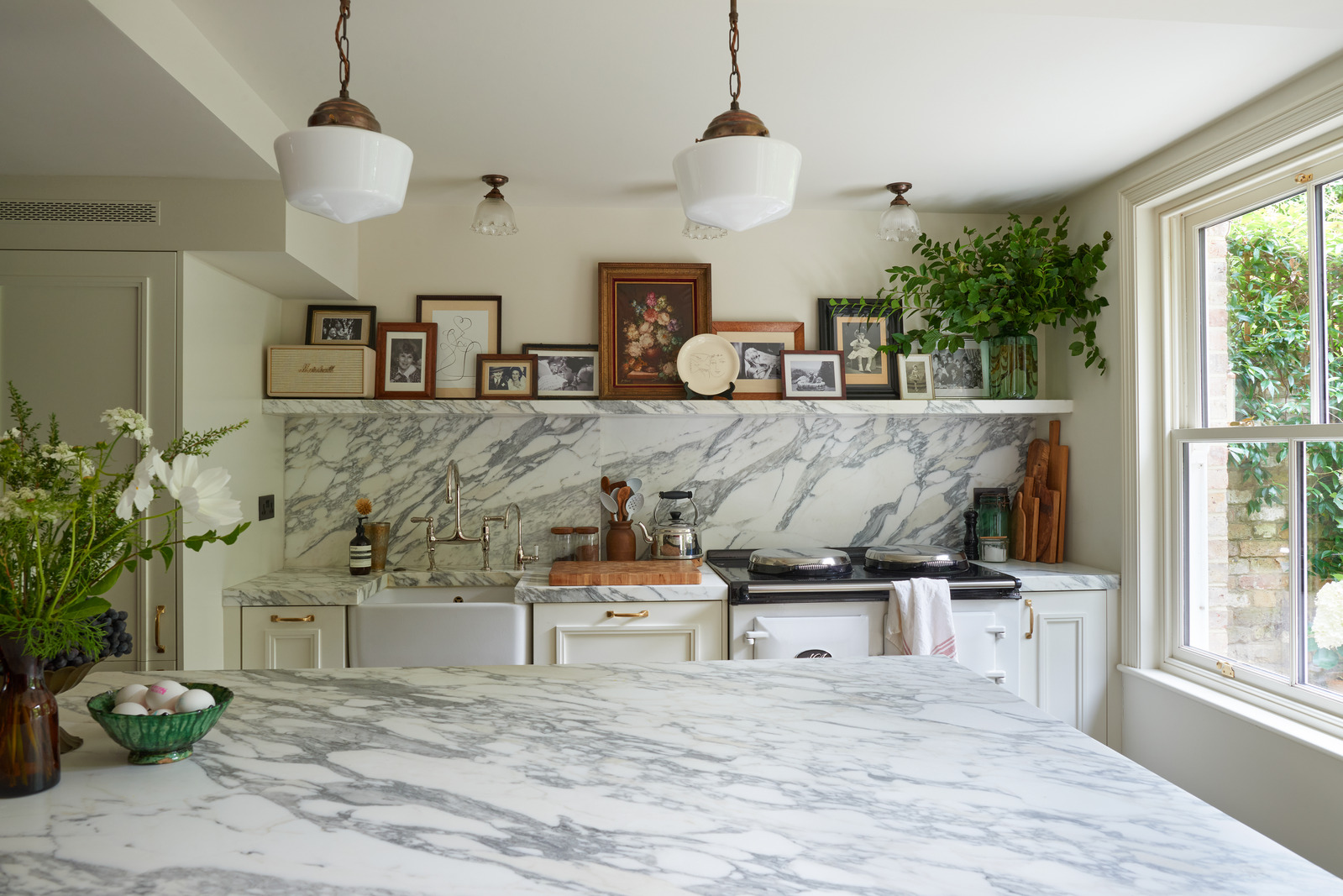 cuisine anglaise décoration classique chic avec piano de cuisson Aga cuisine anglaise décoration classique chic avec piano de cuisson Aga