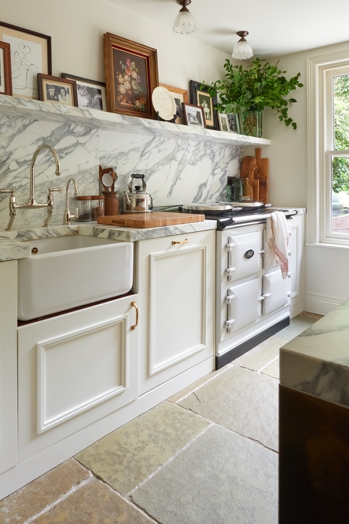 cuisine anglaise décoration classique chic avec piano de cuisson Aga cuisine anglaise décoration classique chic avec piano de cuisson Aga
