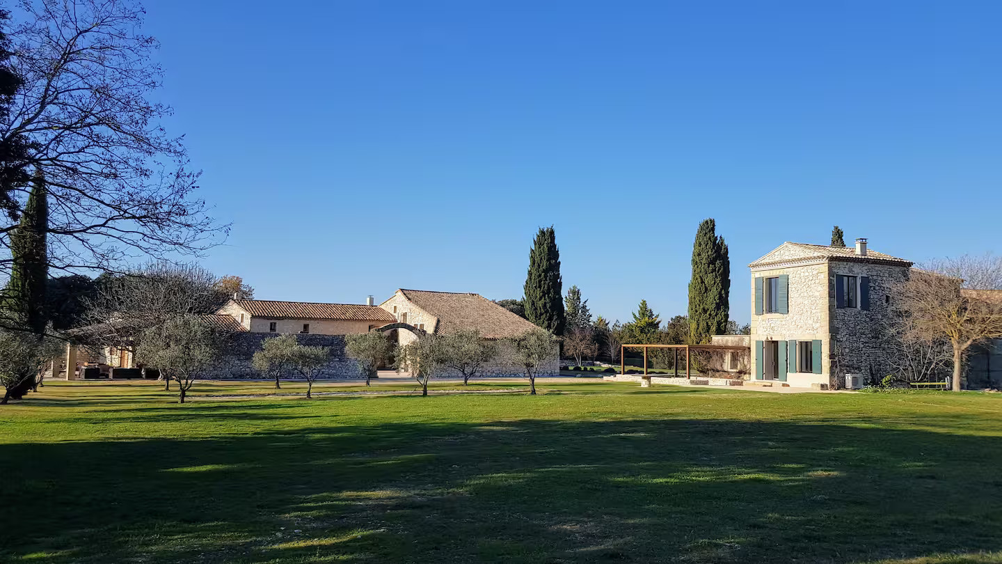 maison Provence ancienne en pierres avec piscine La Bergerie Aix-en-Provence