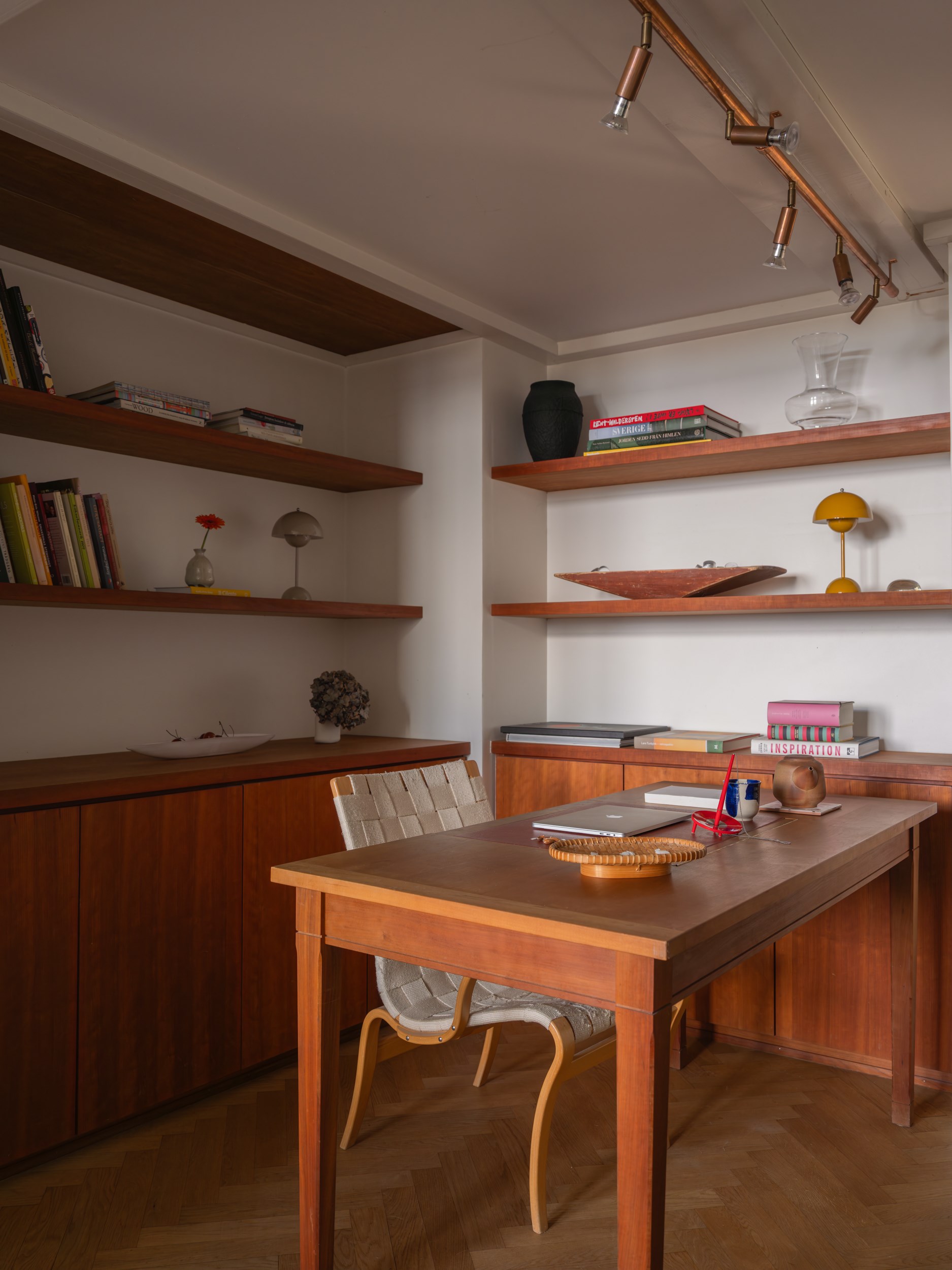 bureau sous mezzanine décoration vintage