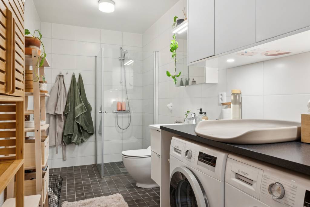 salle de bain avec espace buanderie salle de bain avec espace buanderie
