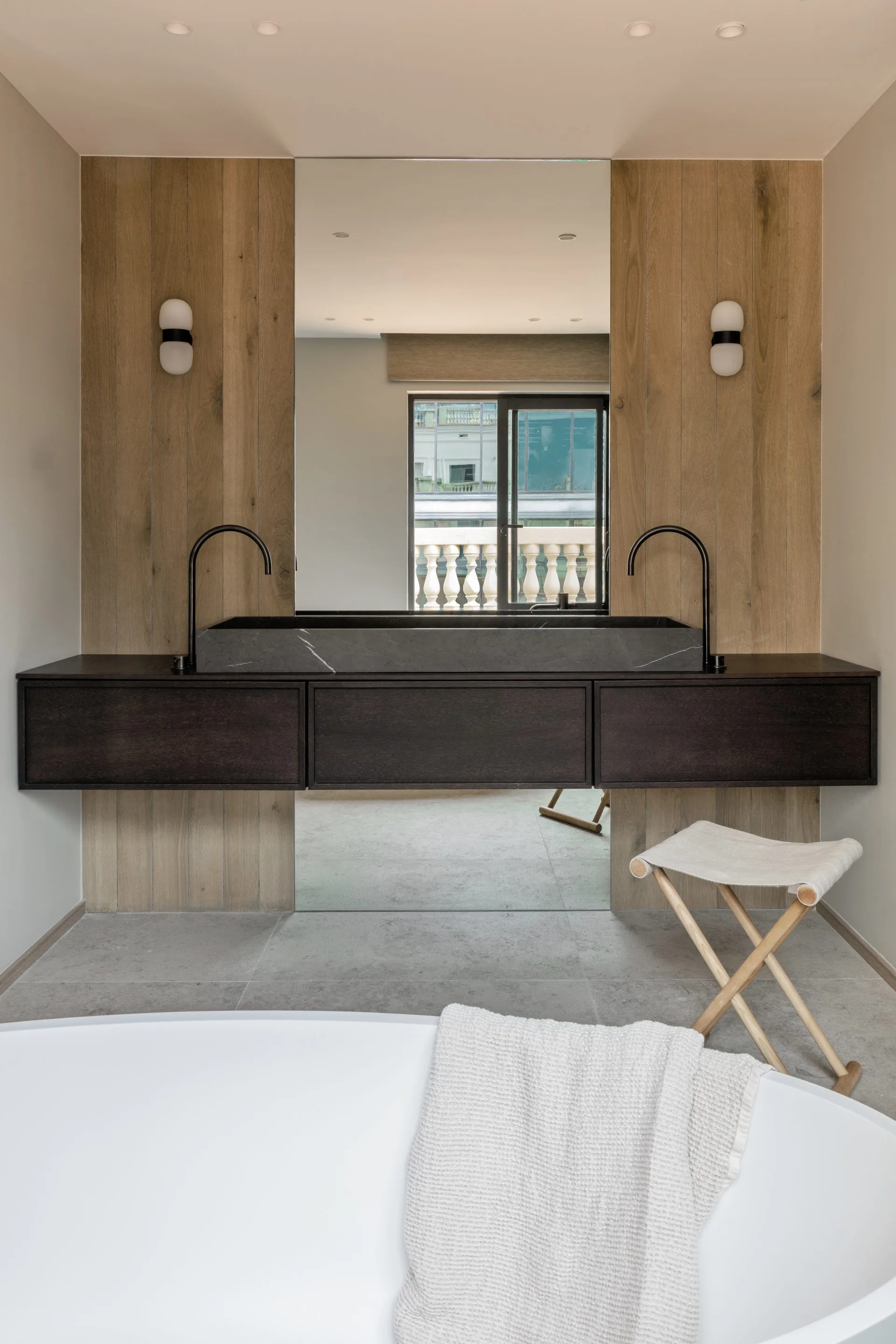 salle de bain moderne avec baignoire îlot design salle de bain moderne avec baignoire îlot design