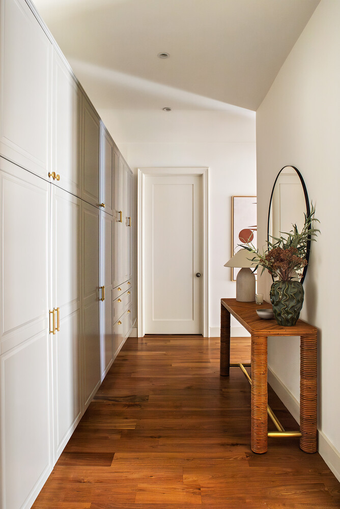 entrée avec placards appartement new-yorkais
