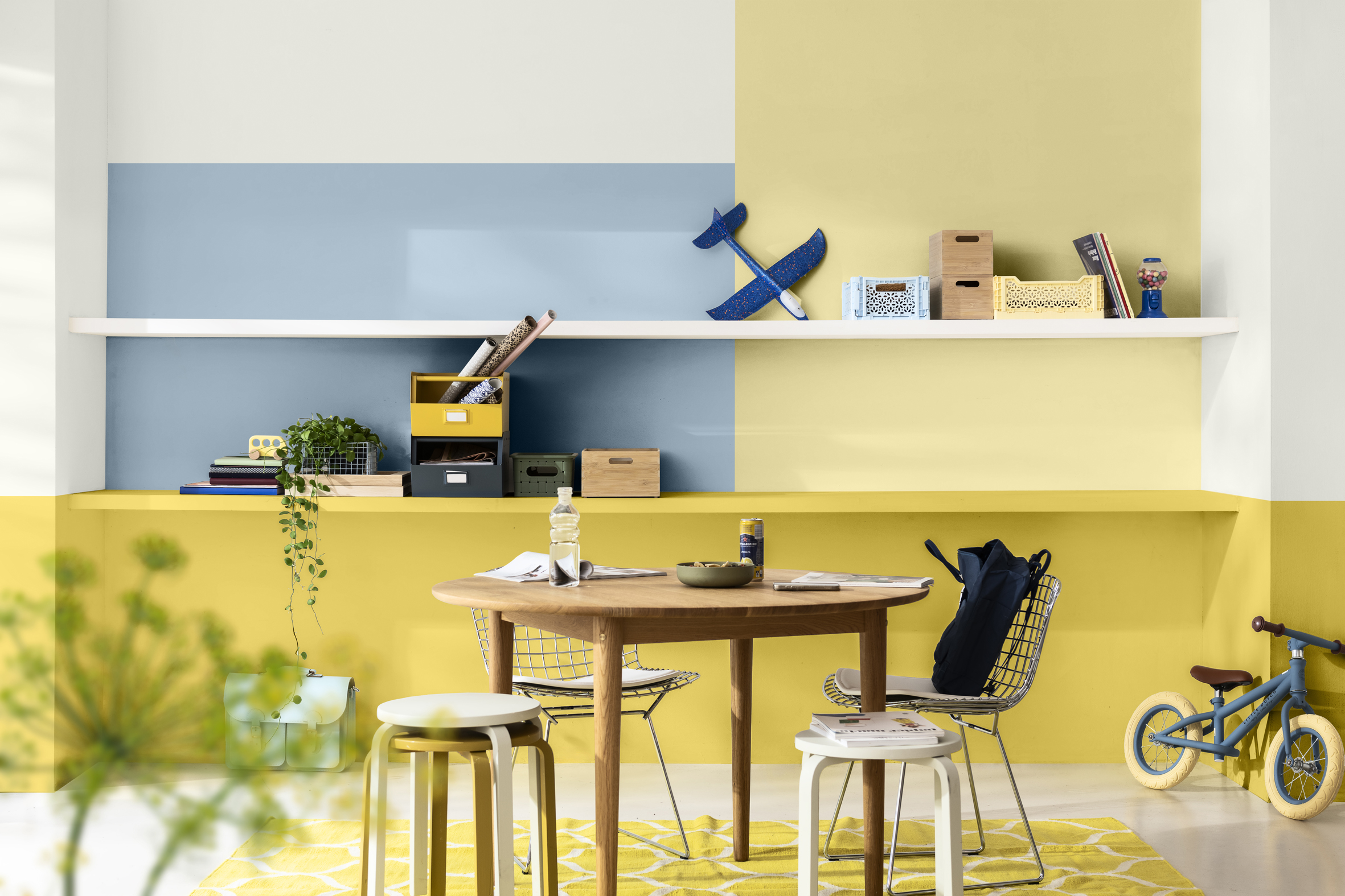 salle de jeu enfant jaune et bleu couleur de l salle de jeu enfant jaune et bleu couleur de l'année Dulux 2026