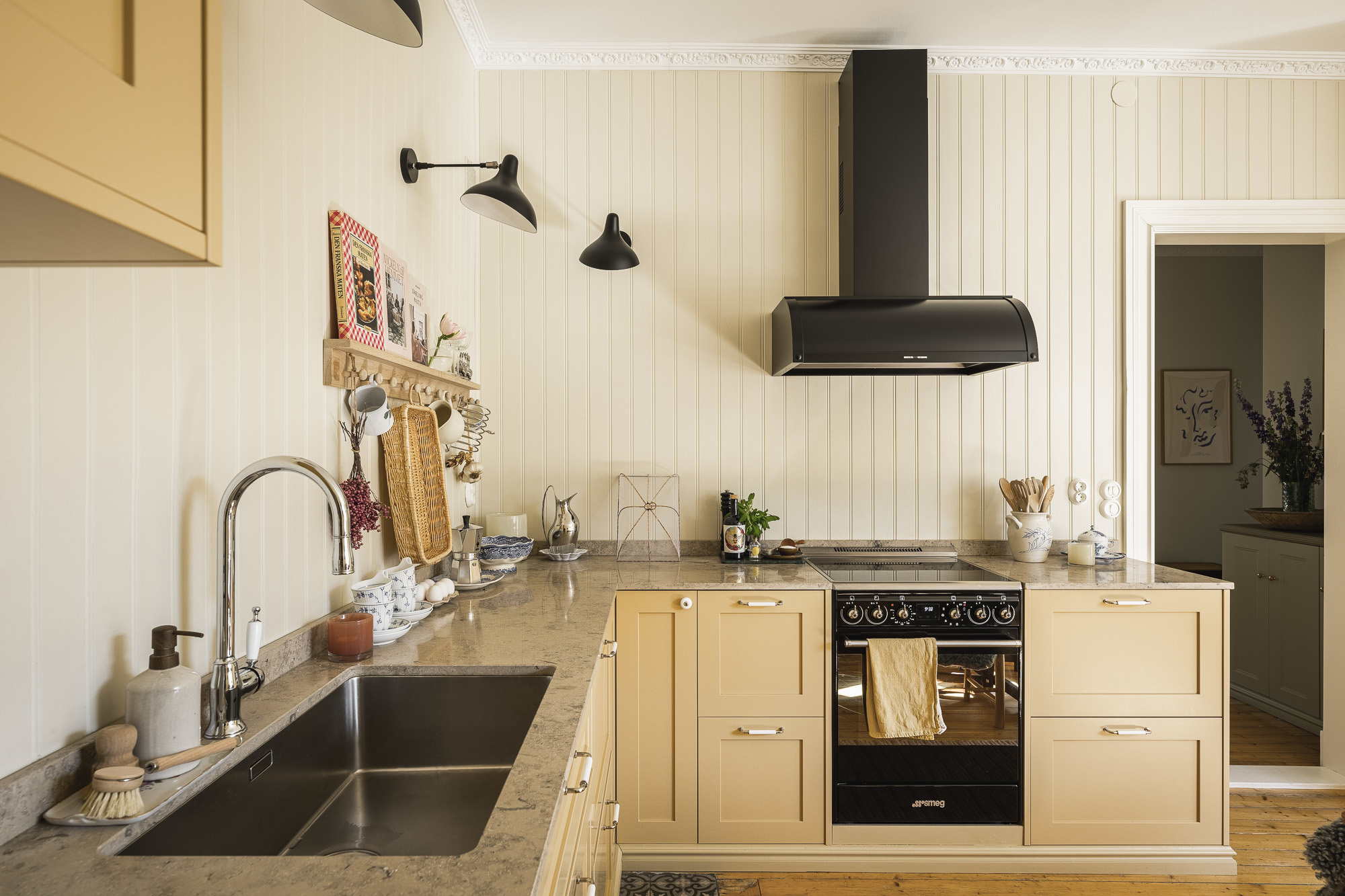 cuisine jaune shaker appartement 101m2 décoration scandinave cuisine jaune shaker appartement 101m2 décoration scandinave
