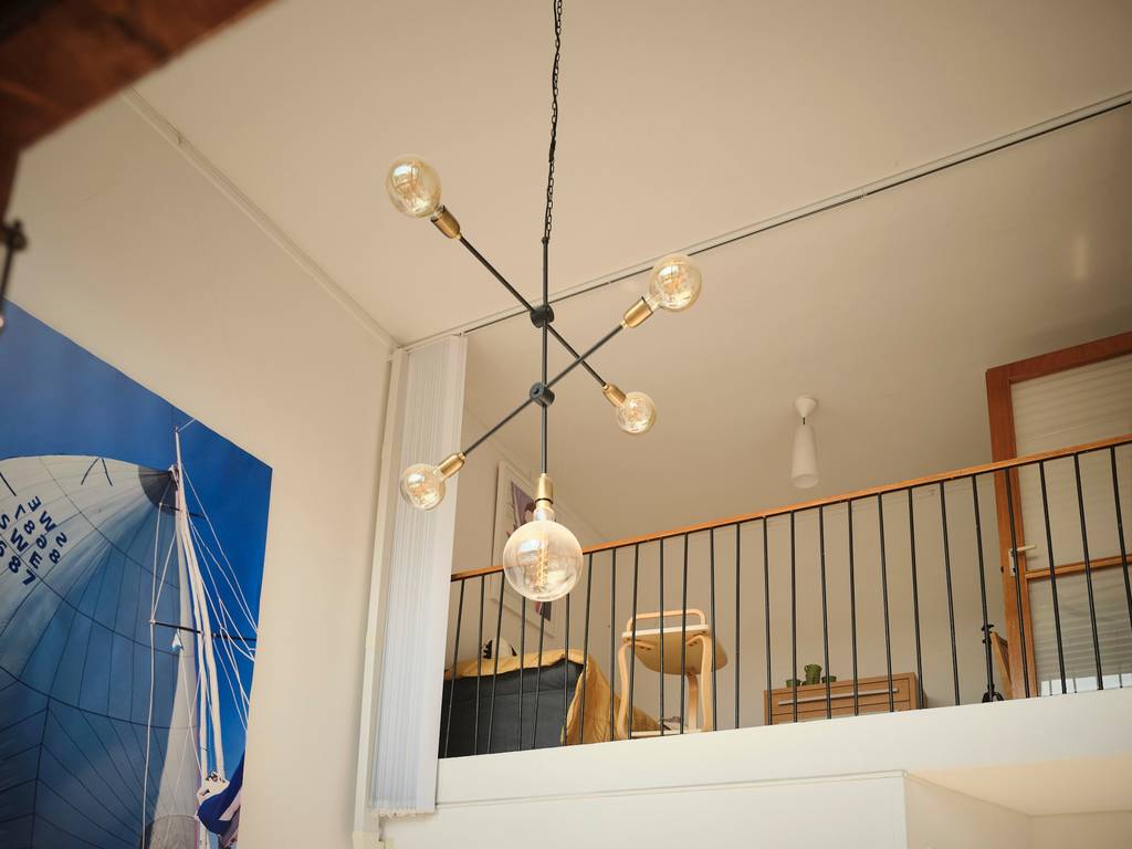 salon double hauteur avec mezzanine décoration vintage salon double hauteur avec mezzanine décoration vintage