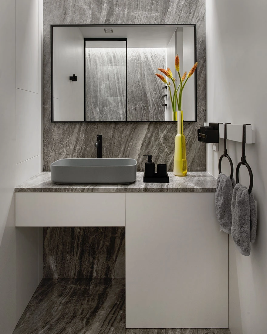 salle de bain marbre gris petit appartement 49m2 salle de bain marbre gris petit appartement 49m2