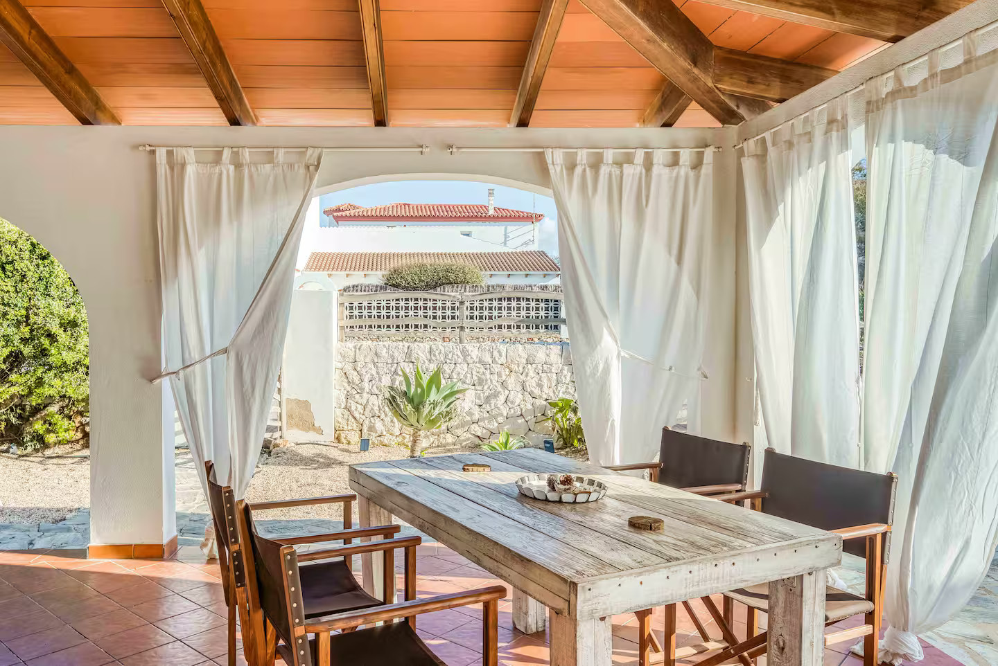 terrasse maison Minorque avec piscine Villa Tord