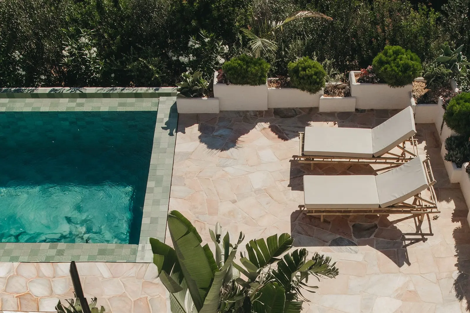 terrasse avec piscine