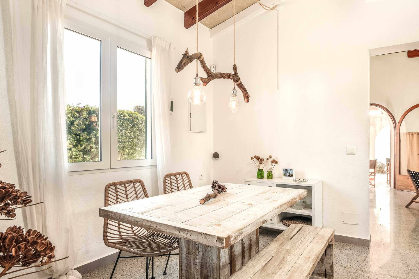salle à manger maison Minorque avec piscine Villa Tord