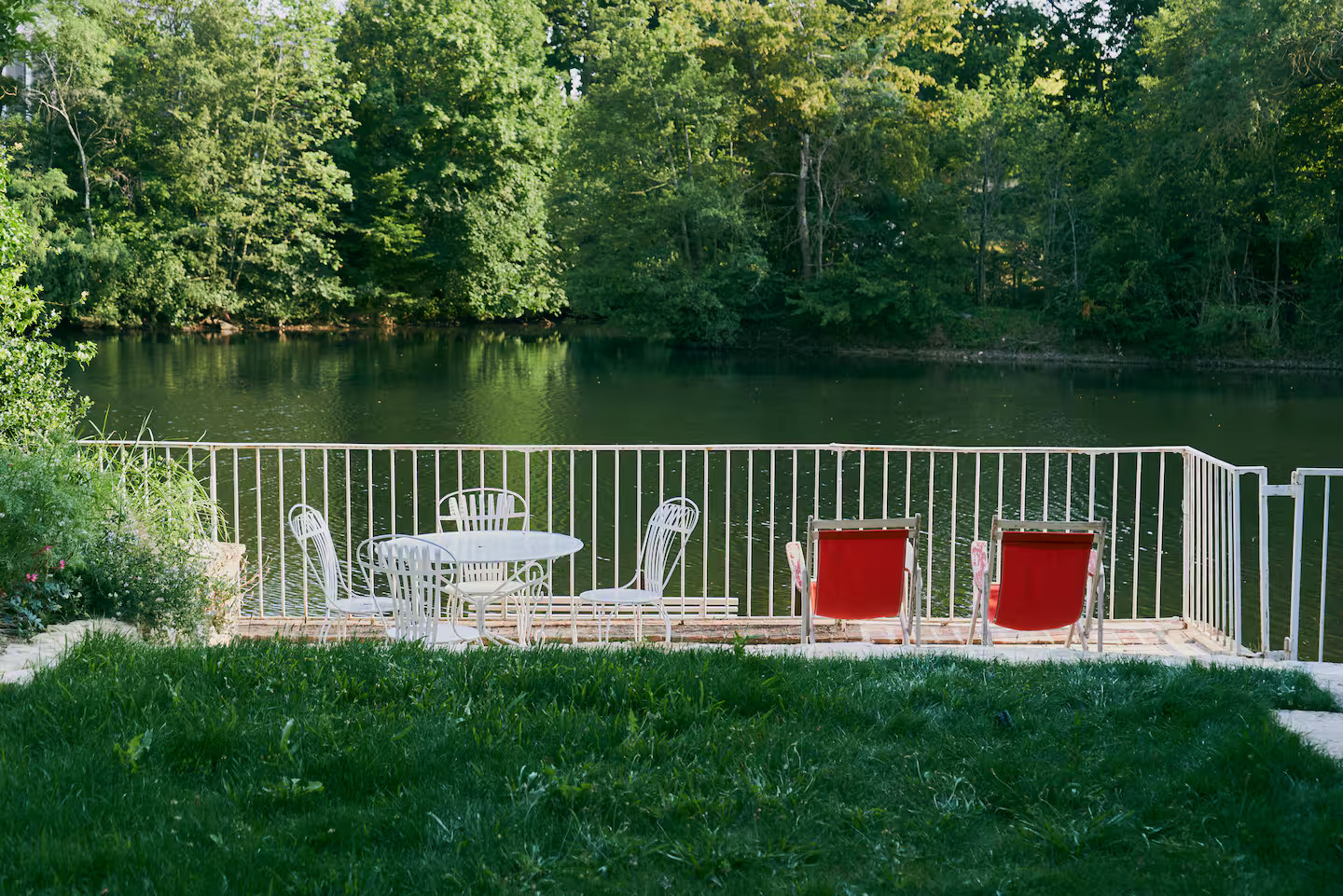 jardin romantique Chalet Olivet bord de rivière Loiret jardin romantique Chalet Olivet bord de rivière Loiret