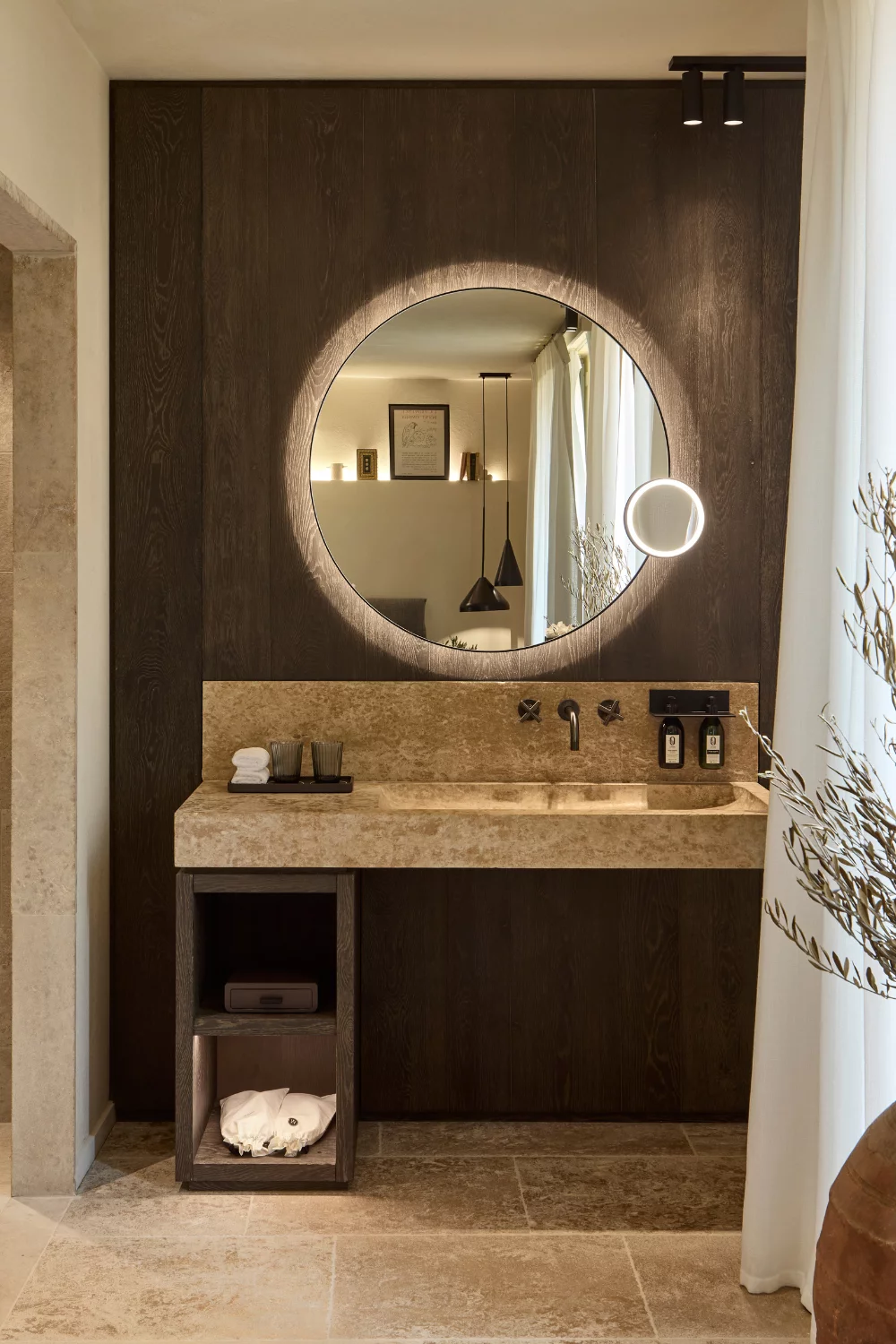 L'Isle de Leos boutique hôtel Patrick Bruel L'Isle sur la Sorgue