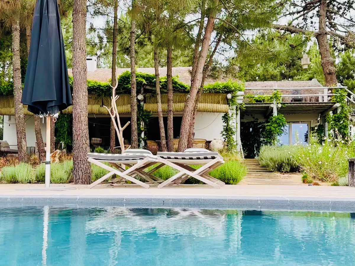 jardin avec terrasse et piscine jardin avec terrasse et piscine