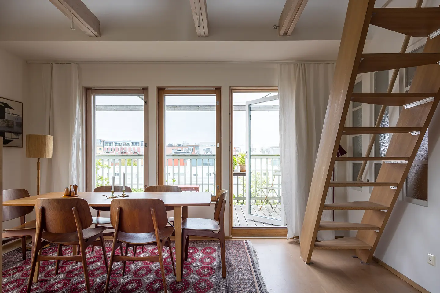 salle à manger appartement 63m2 en duplex décoration scandinave et naturelle salle à manger appartement 63m2 en duplex décoration scandinave et naturelle