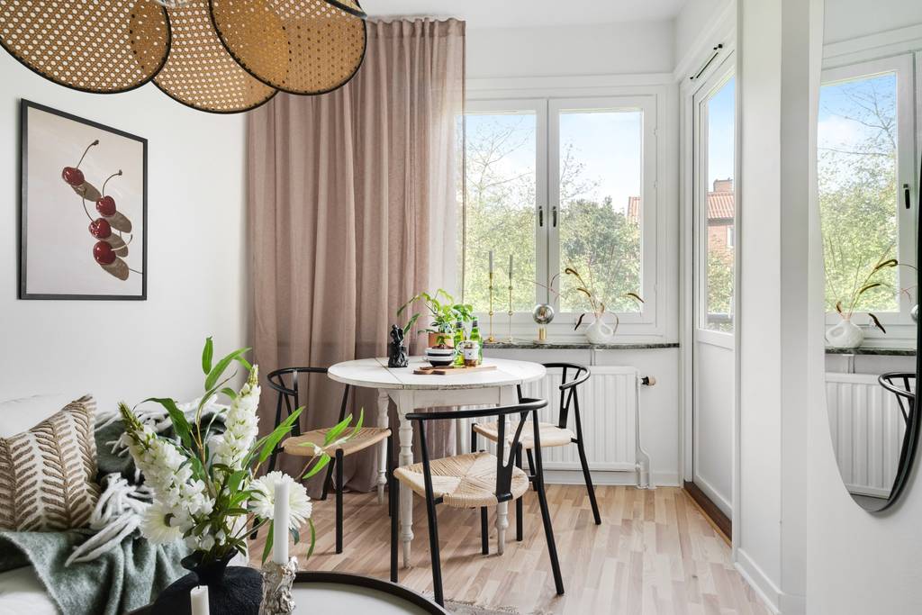 studio 24m2 avec alcôve pour le lit décoration scandinave et féminine studio 24m2 avec alcôve pour le lit décoration scandinave et féminine