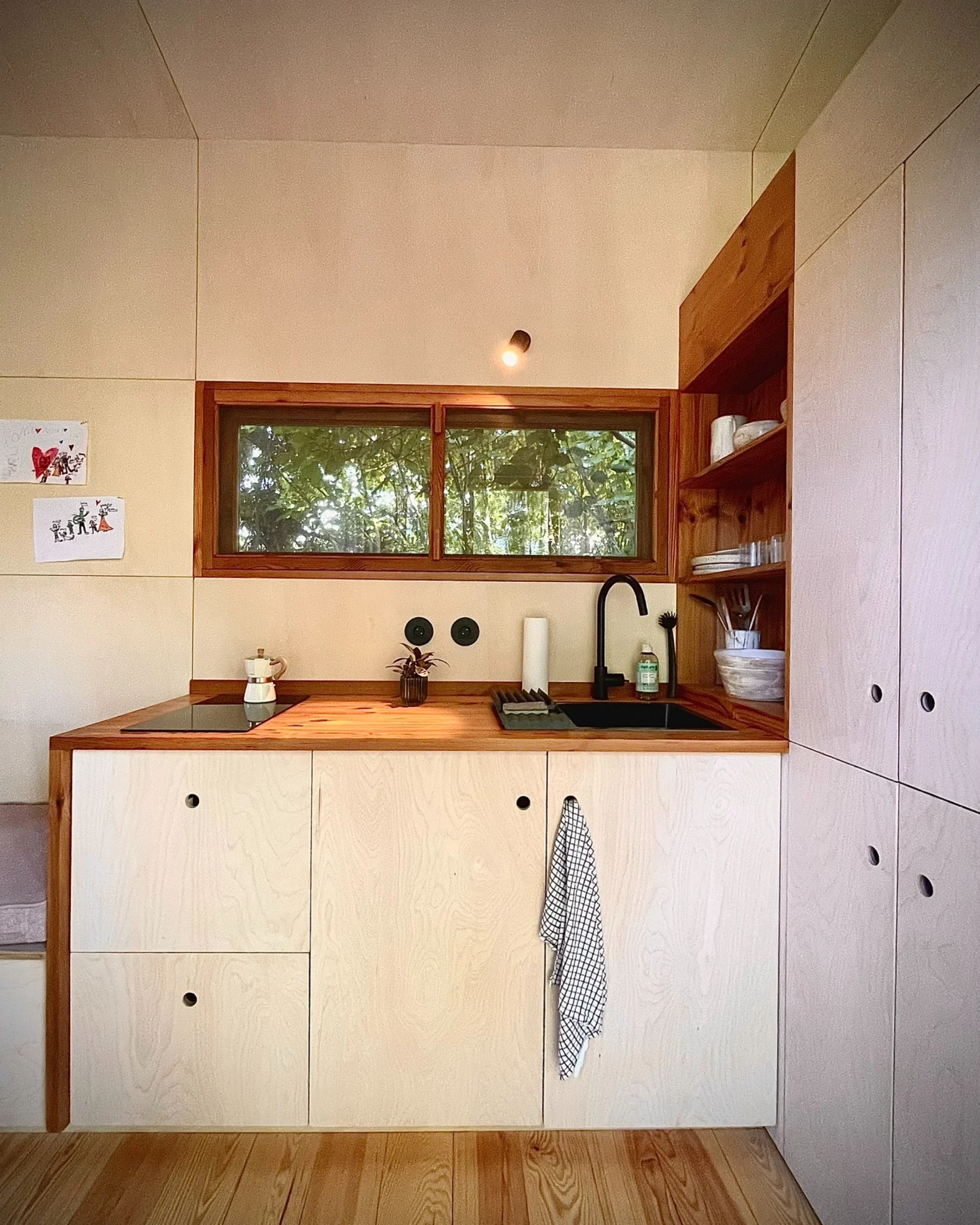 intérieur mini maison mobile Berra Madeiguincho intérieur mini maison mobile Berra Madeiguincho