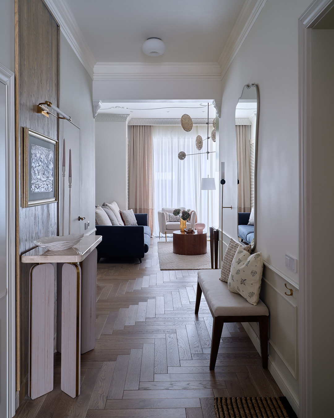 entrée sol parquet appartement décoration contemporaine Almaty 