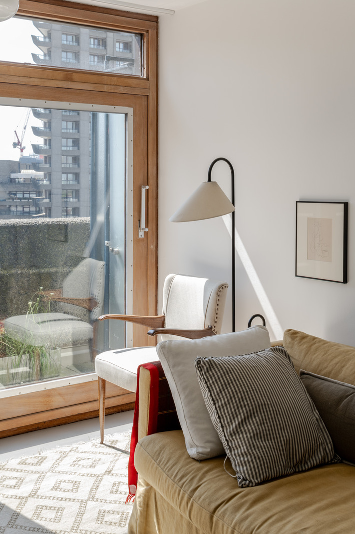 salon appartement 83m2 The Barbican Londres décoration contemporaine salon appartement 83m2 The Barbican Londres décoration contemporaine