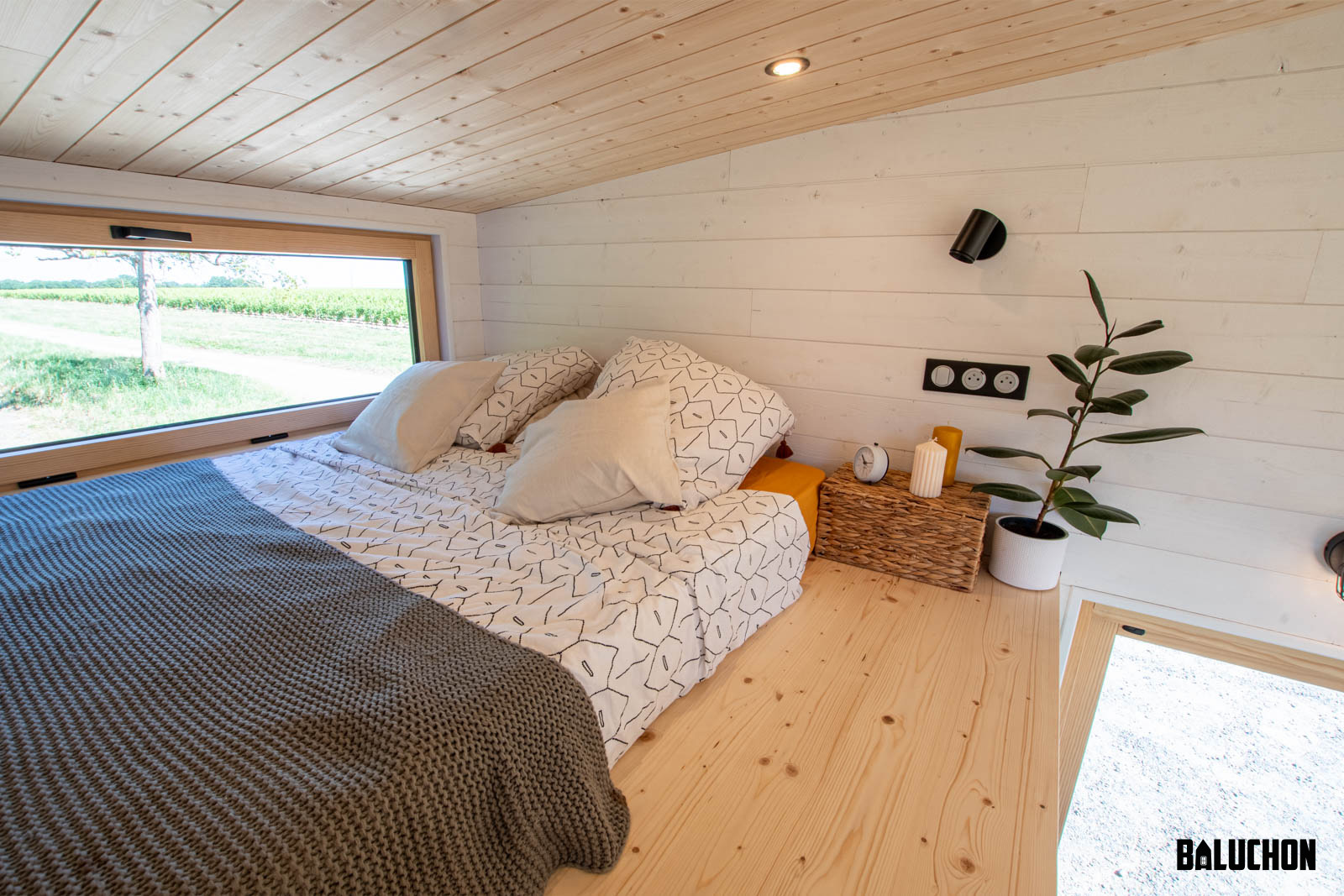 chambre sur mezzanine mini maison mobile française chambre sur mezzanine mini maison mobile française