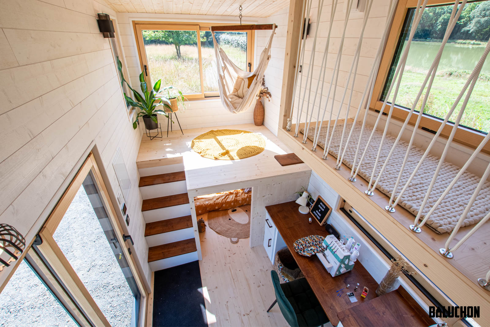 intérieur tiny house Baluchon française Nouvelle Danse intérieur tiny house Baluchon française Nouvelle Danse