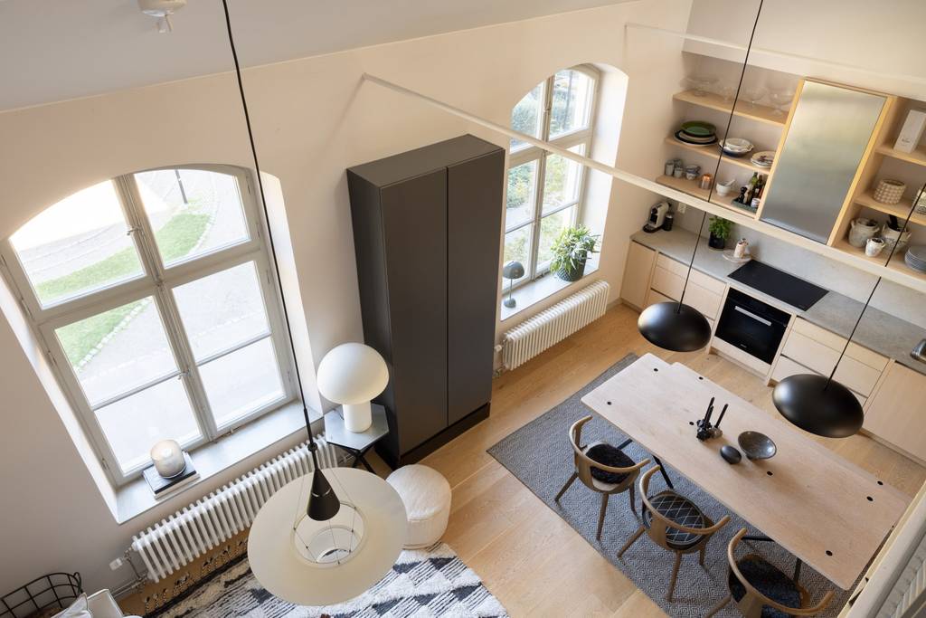 salon avec cuisine ouverte appartement contemporain et familial de 122m2 décoration beige salon avec cuisine ouverte appartement contemporain et familial de 122m2 décoration beige