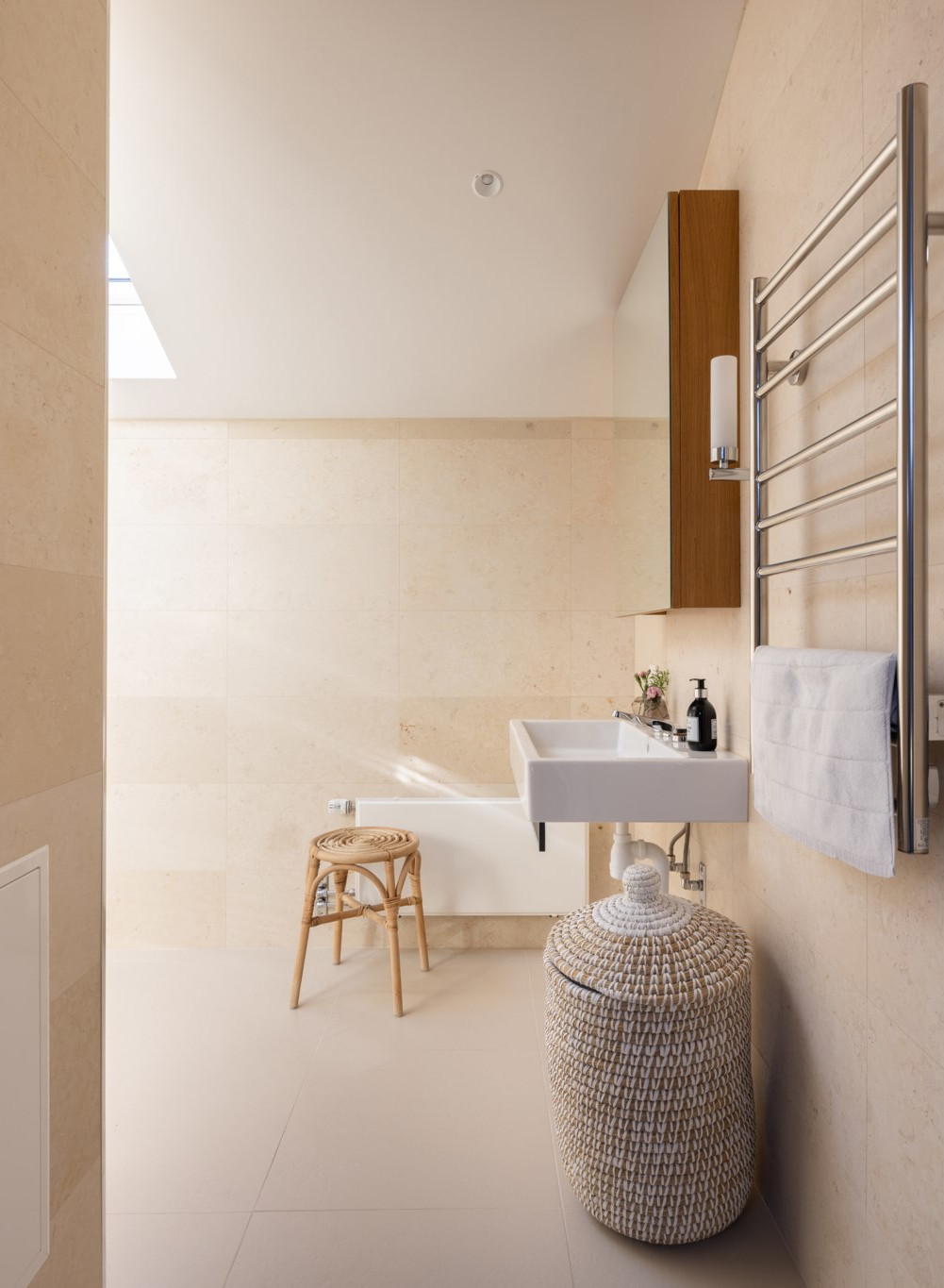 salle de bain minimaliste beige salle de bain minimaliste beige