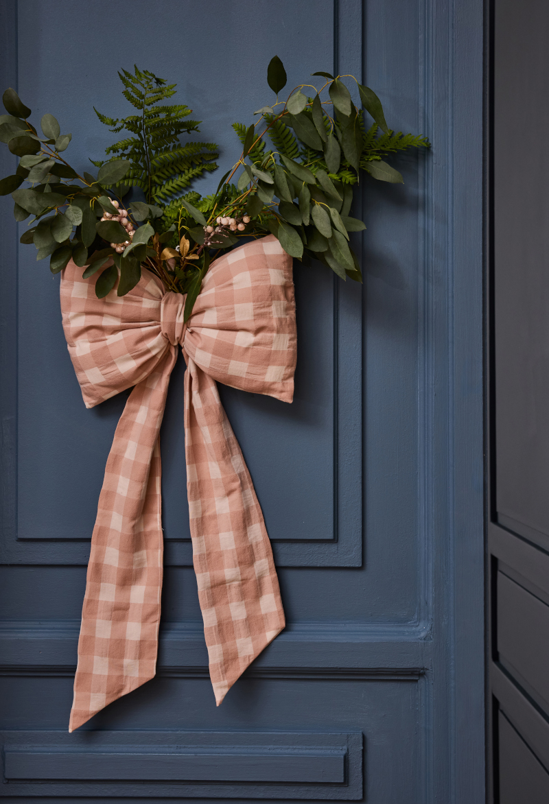 décoration porte noeud rose et blanc branche sapin décoration porte noeud rose et blanc branche sapin
