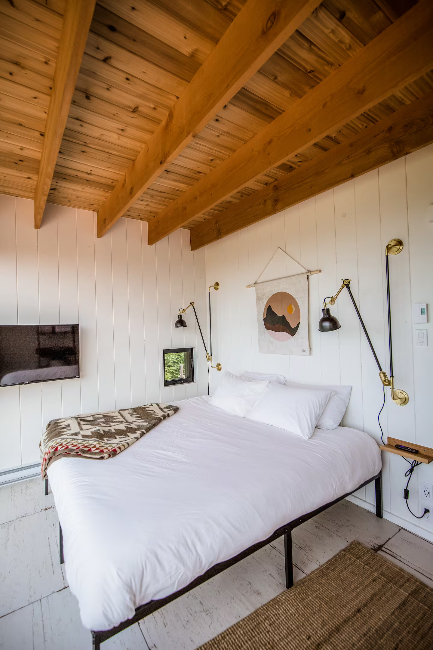 chambre plafond bois maison contemporaine et vitrée dans la nature Cliff n°46 chambre plafond bois maison contemporaine et vitrée dans la nature Cliff n°46